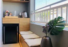 Foto 1 de Apartamento com 2 Quartos à venda, 45m² em Califórnia, Nova Iguaçu