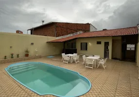 Foto 1 de Casa com 3 Quartos à venda, 300m² em Cohajap, São Luís