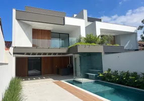 Foto 1 de Casa de Condomínio com 4 Quartos à venda, 453m² em Barra da Tijuca, Rio de Janeiro