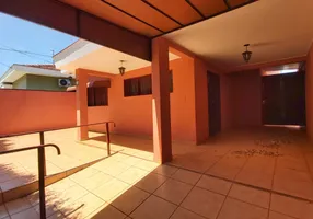 Foto 1 de Casa com 3 Quartos para alugar, 180m² em Vila Santa Cruz, São José do Rio Preto