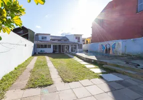 Foto 1 de Casa com 4 Quartos à venda, 121m² em Guarujá, Porto Alegre