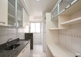 Foto 1 de Apartamento com 3 Quartos para alugar, 76m² em Parque Amazônia, Goiânia
