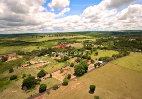 Foto 1 de Lote/Terreno à venda, 2000m² em Centro Padre Nobrega, Marília