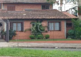 Foto 1 de Casa com 3 Quartos à venda, 221m² em Jardim Itú Sabará, Porto Alegre