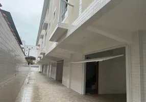 Foto 1 de Casa com 3 Quartos à venda, 133m² em Marapé, Santos