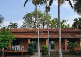 Foto 1 de Fazenda/Sítio com 4 Quartos à venda, 302m² em Estancia Recreativa San Fernando, Valinhos