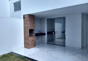 Foto 1 de Casa com 3 Quartos à venda, 160m² em Santa Mônica, Belo Horizonte