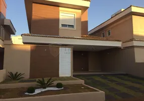 Foto 1 de Casa de Condomínio com 3 Quartos à venda, 210m² em Vila do Golf, Ribeirão Preto