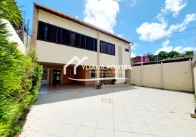 Foto 1 de Casa com 4 Quartos à venda, 332m² em Parque Manibura, Fortaleza