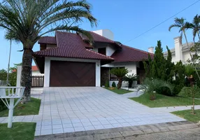 Foto 1 de Casa com 4 Quartos para alugar, 250m² em Jurerê Internacional, Florianópolis