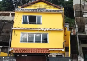Foto 1 de Casa com 4 Quartos para alugar, 160m² em Centro, Petrópolis