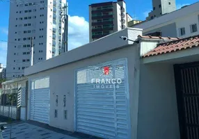 Foto 1 de Sobrado com 3 Quartos à venda, 135m² em Vila Tupi, Praia Grande