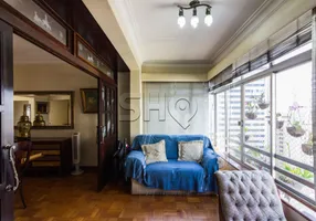 Foto 1 de Apartamento com 3 Quartos à venda, 190m² em Cerqueira César, São Paulo