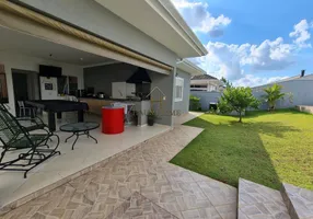 Foto 1 de Casa de Condomínio com 3 Quartos à venda, 221m² em Haras Bela Vista, Vargem Grande Paulista
