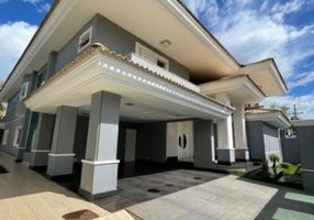 Foto 1 de Sobrado com 6 Quartos à venda, 900m² em Setor de Habitacoes Individuais Sul, Brasília