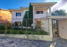 Foto 1 de Casa com 6 Quartos para venda ou aluguel, 550m² em Altos do Seminario, Caxias do Sul