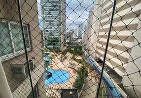 Foto 1 de Apartamento com 3 Quartos para alugar, 89m² em Enseada do Suá, Vitória