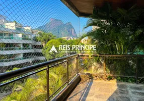 Foto 1 de Apartamento com 4 Quartos à venda, 220m² em Barra da Tijuca, Rio de Janeiro