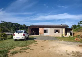 Foto 1 de Fazenda/Sítio com 2 Quartos à venda, 95m² em Zona Rural, São João do Itaperiú