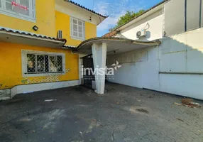 Foto 1 de Casa com 3 Quartos à venda, 150m² em Embaré, Santos