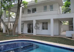 Foto 1 de Casa de Condomínio com 4 Quartos para venda ou aluguel, 615m² em Jardim Petrópolis, São Paulo