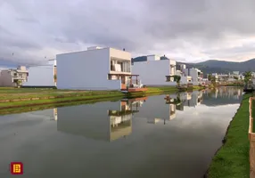 Foto 1 de Lote/Terreno à venda, 2m² em Beira Rio, Biguaçu