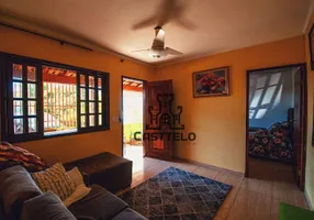 Foto 1 de Casa com 2 Quartos à venda, 87m² em Vila Ricardo, Londrina