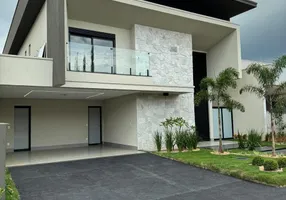 Foto 1 de Casa de Condomínio com 4 Quartos à venda, 299m² em Fazenda Vau das Pombas, Goiânia
