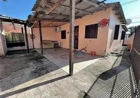 Foto 1 de Casa com 2 Quartos à venda, 70m² em Estância Velha, Canoas