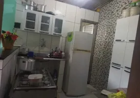 Foto 1 de Casa com 2 Quartos à venda, 40m² em Canabrava, Salvador