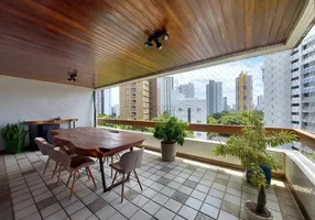 Foto 1 de Apartamento com 4 Quartos à venda, 241m² em Santana, Recife