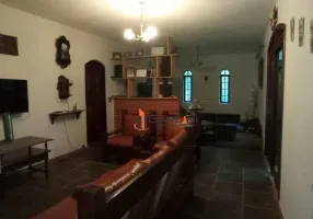 Foto 1 de Fazenda/Sítio com 4 Quartos à venda, 200m² em Vila Moraes, Mogi das Cruzes