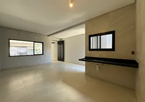 Foto 1 de Casa com 2 Quartos à venda, 136m² em Canto do Forte, Praia Grande