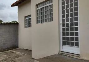 Foto 1 de Casa com 2 Quartos para alugar, 60m² em Lagoa Santo Antônio, Pedro Leopoldo