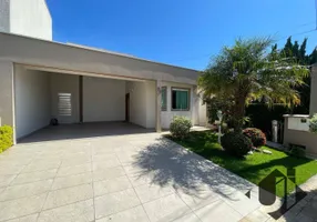 Foto 1 de Casa de Condomínio com 4 Quartos à venda, 220m² em Residencial Vale dos Principes, Taubaté