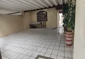 Foto 1 de Casa com 2 Quartos à venda, 120m² em Agenor de Campos, Mongaguá