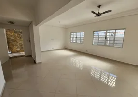 Foto 1 de Casa com 1 Quarto para venda ou aluguel, 256m² em Vila Anglo Brasileira, São Paulo