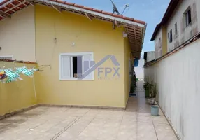 Foto 1 de Casa com 2 Quartos à venda, 56m² em Jardim Marilú, Itanhaém