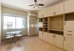 Foto 1 de Apartamento com 2 Quartos à venda, 56m² em Praia de Belas, Porto Alegre