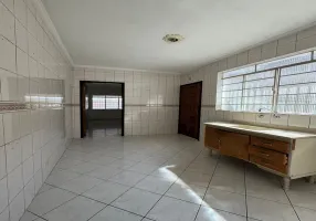 Foto 1 de Casa com 1 Quarto para alugar, 100m² em Vila Guaraciaba, Santo André