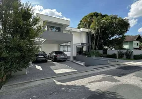 Foto 1 de Casa de Condomínio com 3 Quartos à venda, 369m² em Terras do Madeira, Carapicuíba