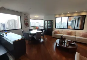 Foto 1 de Apartamento com 4 Quartos à venda, 204m² em Vila Romana, São Paulo