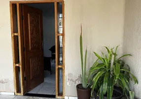 Foto 1 de Casa com 3 Quartos à venda, 170m² em Jardim Industriário, Cuiabá