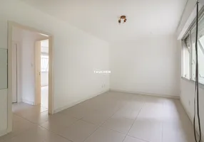 Foto 1 de Apartamento com 2 Quartos à venda, 66m² em Santana, Porto Alegre