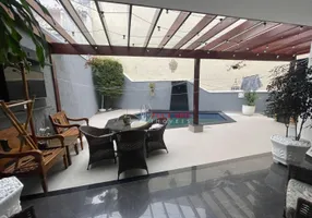 Foto 1 de Sobrado com 3 Quartos à venda, 320m² em Vila Rosalia, Guarulhos