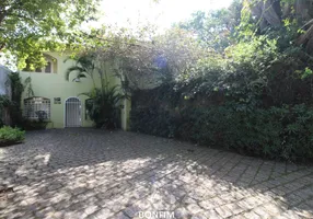 Foto 1 de Casa com 7 Quartos à venda, 336m² em Vila Izabel, Curitiba