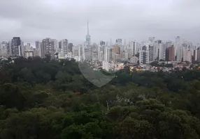 Foto 1 de Apartamento com 3 Quartos à venda, 145m² em Aclimação, São Paulo