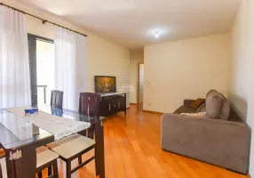 Foto 1 de Apartamento com 3 Quartos à venda, 66m² em Novo Mundo, Curitiba