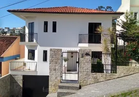Foto 1 de Casa com 3 Quartos à venda, 290m² em Pantanal, Florianópolis