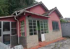 Foto 1 de Casa com 2 Quartos à venda, 50m² em Quissama, Petrópolis